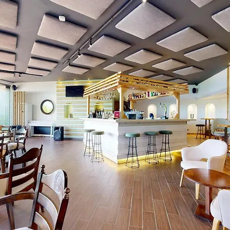 Acrotel Athena Otel Elia Nikitis
