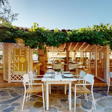 Acrotel Athena Otel 5*