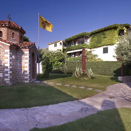 מלון Acrotel Athena 5*