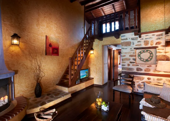 Acrotel Athena Elia Nikitis