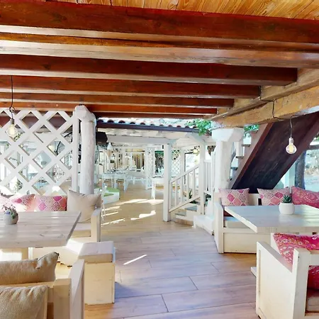 Acrotel Athena فندق 5*