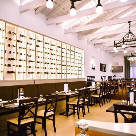 Acrotel Athena Elia Nikitis