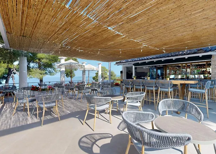 Acrotel Athena Hotel