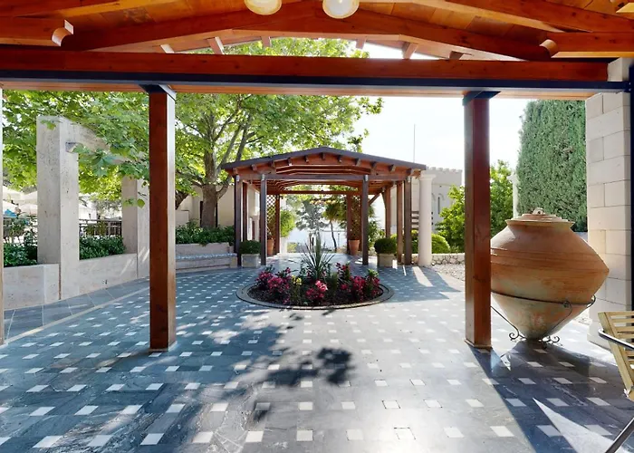 Acrotel Athena Hotel Elia Nikitis