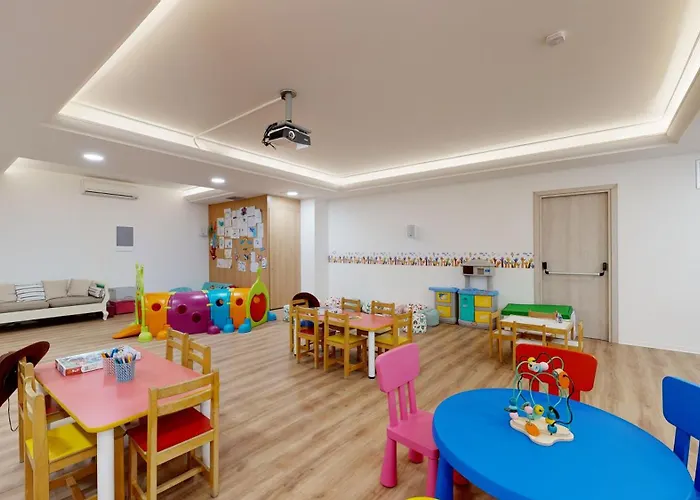 Acrotel Athena 5* Elia Nikitis