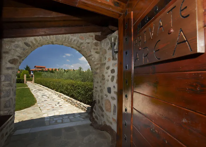 Acrotel Athena 5* Elia Nikitis